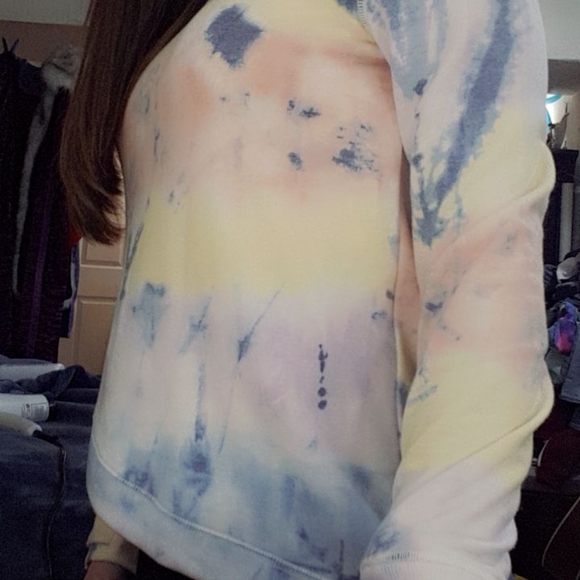 Sale EDDIE BAUER - Tie Dye Infinity Criss Cross Top (Pastel) - Picture 6 of 12